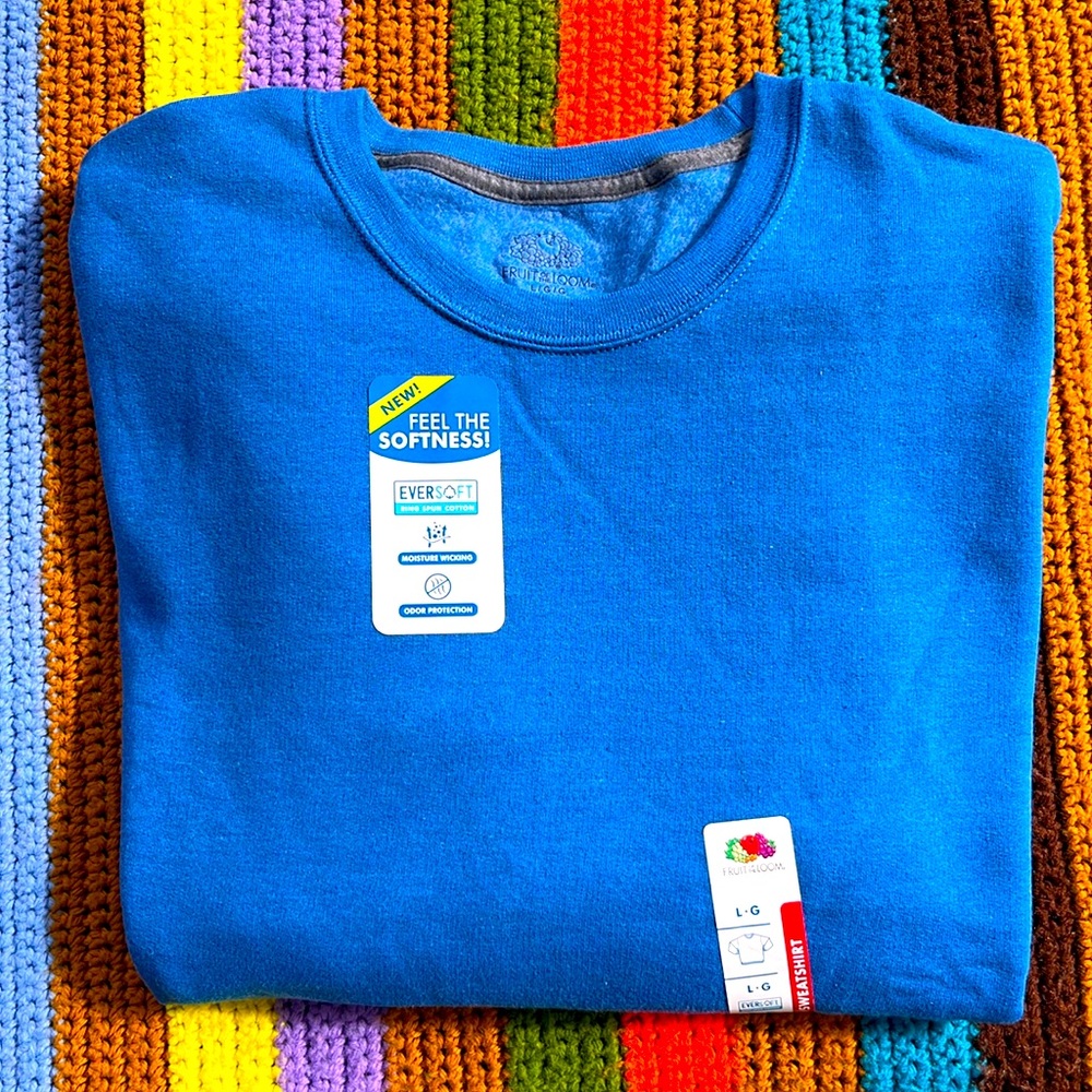 Fruit Of The Loom Blue Eversoft Cotton Large Sweatshirt NWT